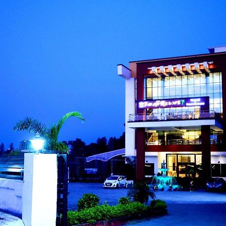 Taraji Resort Ayodhya Экстерьер фото